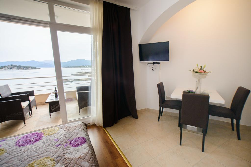 Apartments Deak Janjina Kültér fotó