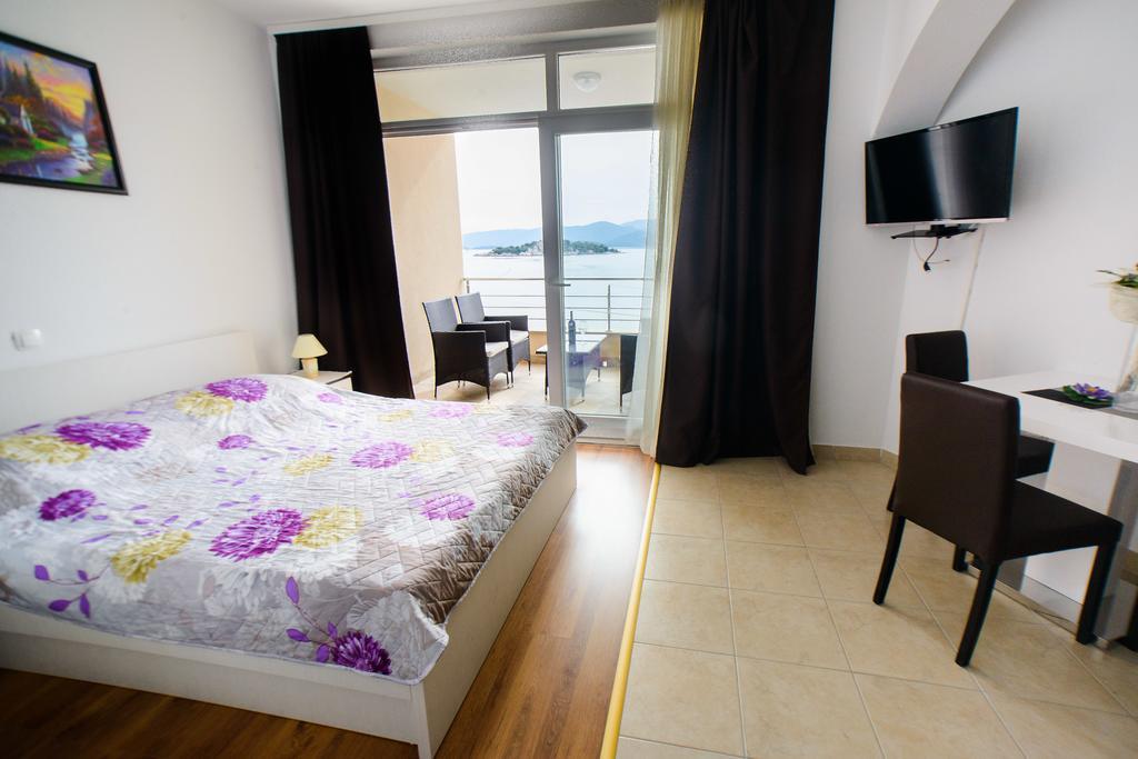 Apartments Deak Janjina Kültér fotó