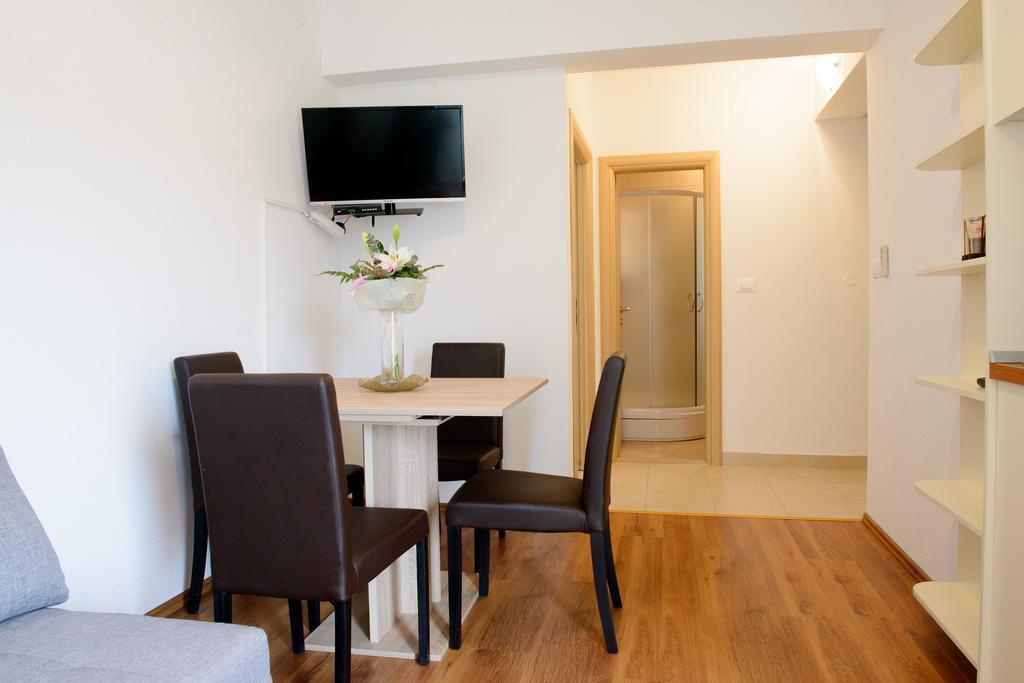 Apartments Deak Janjina Kültér fotó